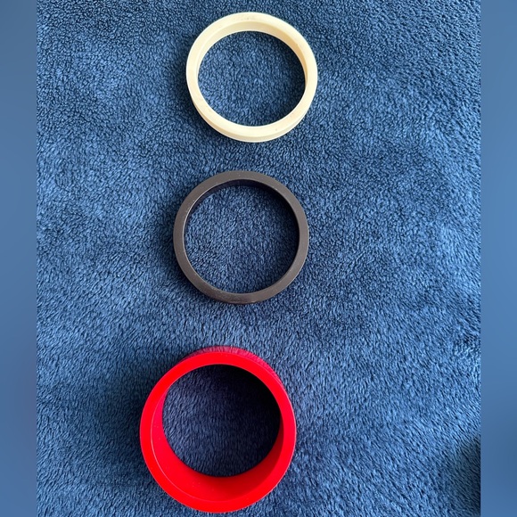 Multi colour bracelet - Picture 2 of 3